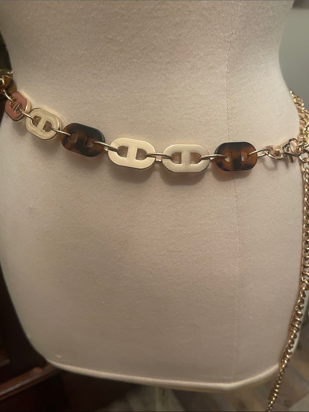 Nine West Gold Chain Waist Belt with Tortoiseshell Links